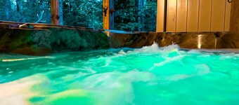 Wagging Tails Meet Hot Trails!