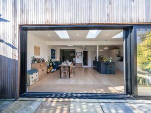 Interior - London Spacious Dulwich family house with Pool - Pass the Keys (London)