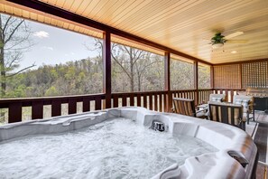 Bain à remous extérieur