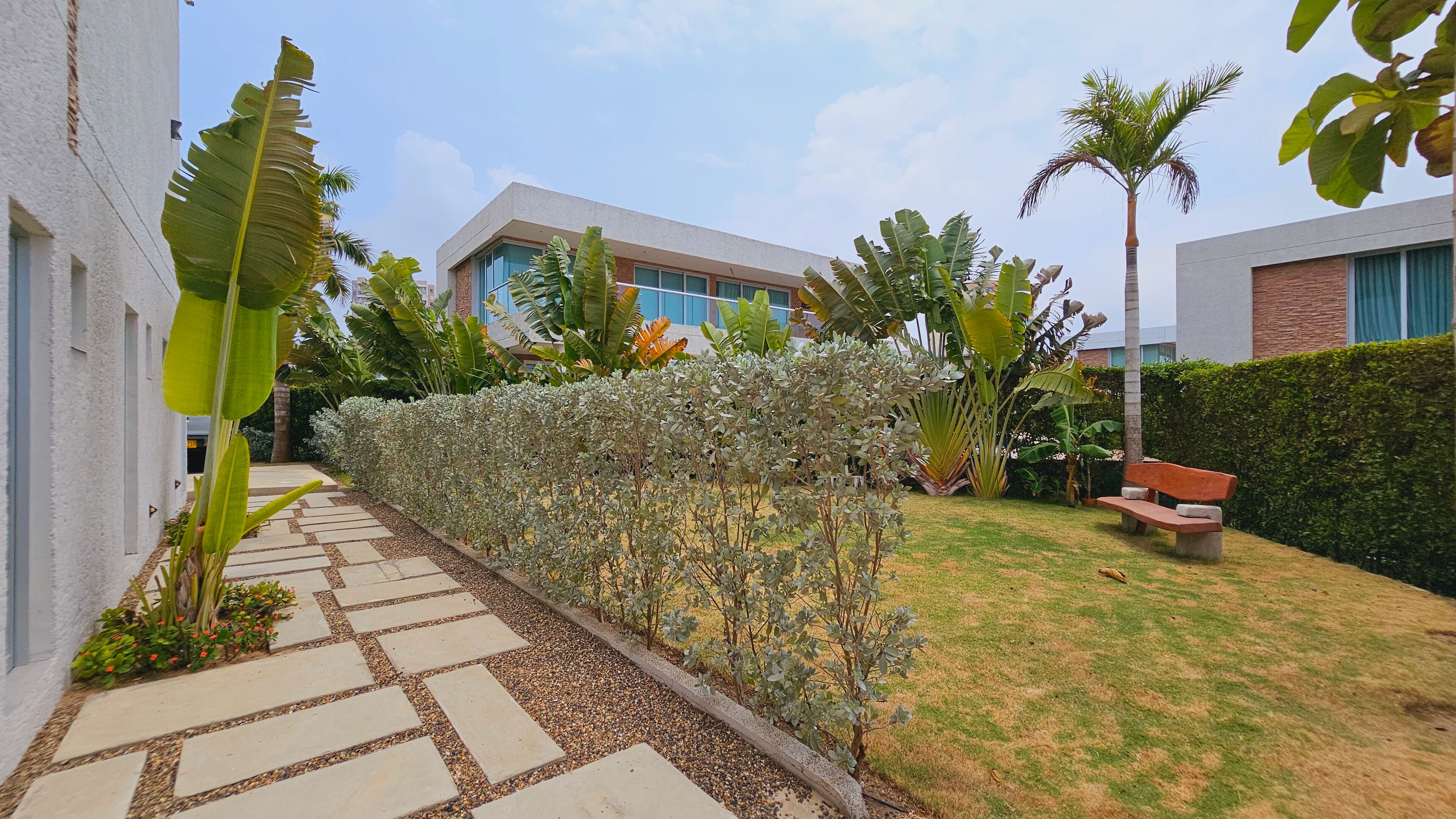 Children’s play area – outdoor