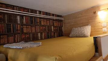 1 chambre, fer et planche à repasser, Wi-Fi gratuit, draps fournis