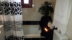 Family House | Bathroom | Free toiletries, hair dryer - Vardakis Houses (Apokoronas)