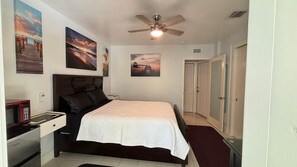 1 chambre, fer et planche à repasser, Wi-Fi gratuit, draps fournis