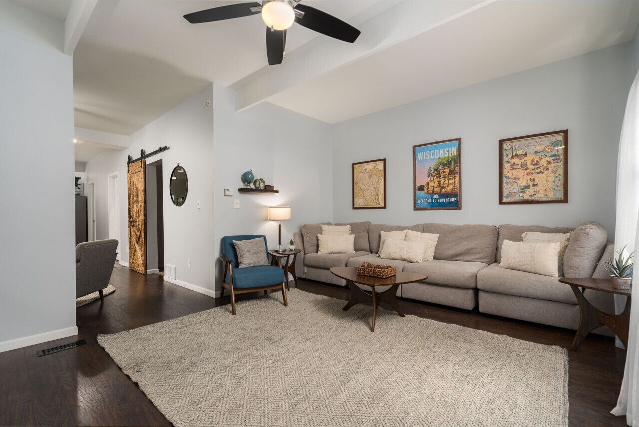 5 BR House + Garage | Milwaukee
