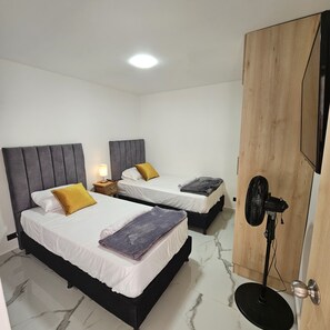 Exclusive Twin Room | Free WiFi - CASA HOTEL LA BONITA (Medellín)