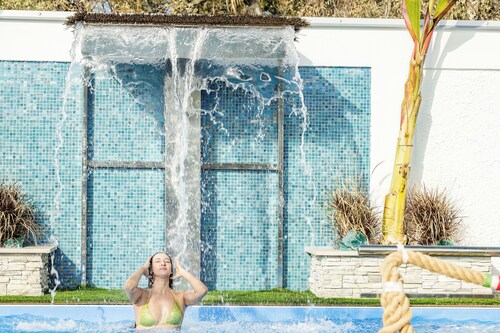 Étoiles Luxury Guest House Resort