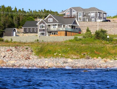 Seal Cove B&B - Entire 2 Bedroom Ocean View Apartment- ATV Trail-  Heated Floors