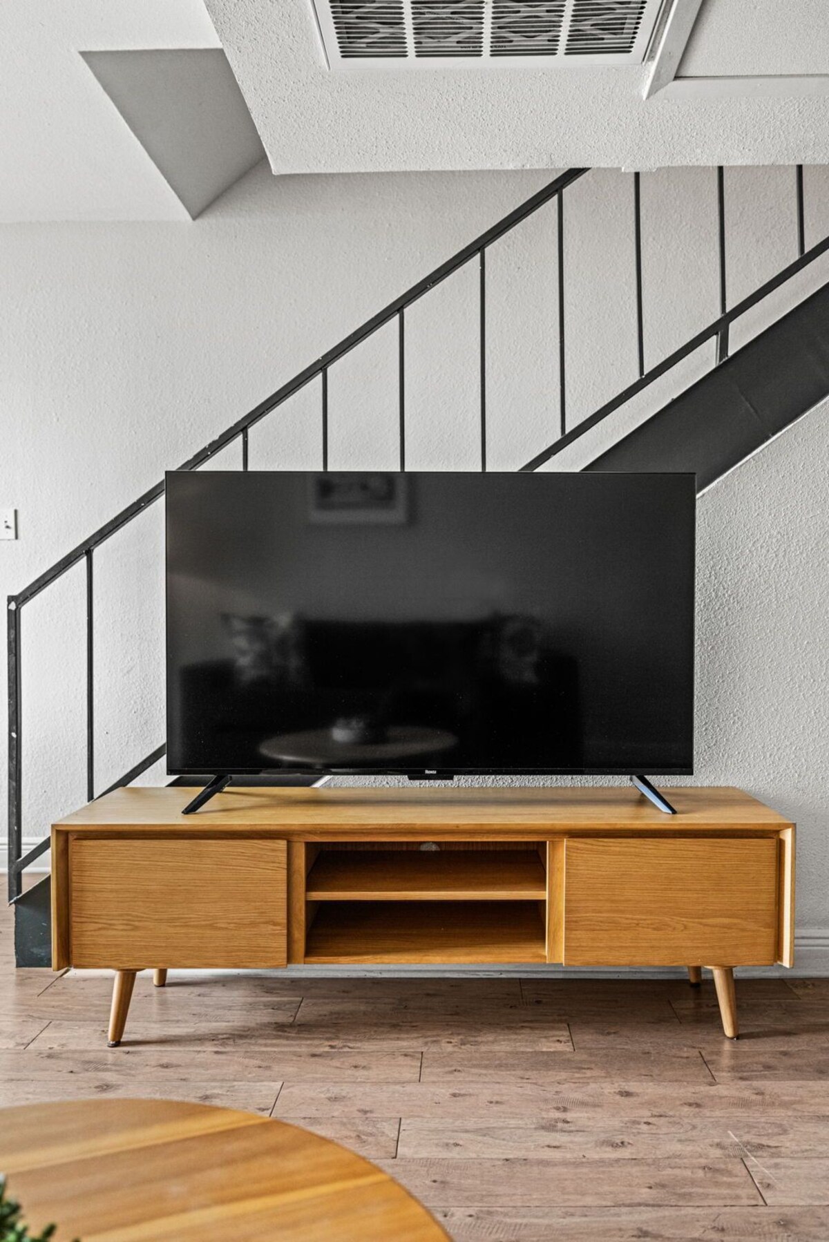 Photo 123 of Littlefield Lofts, hosted by Placemakr - 6th Street
