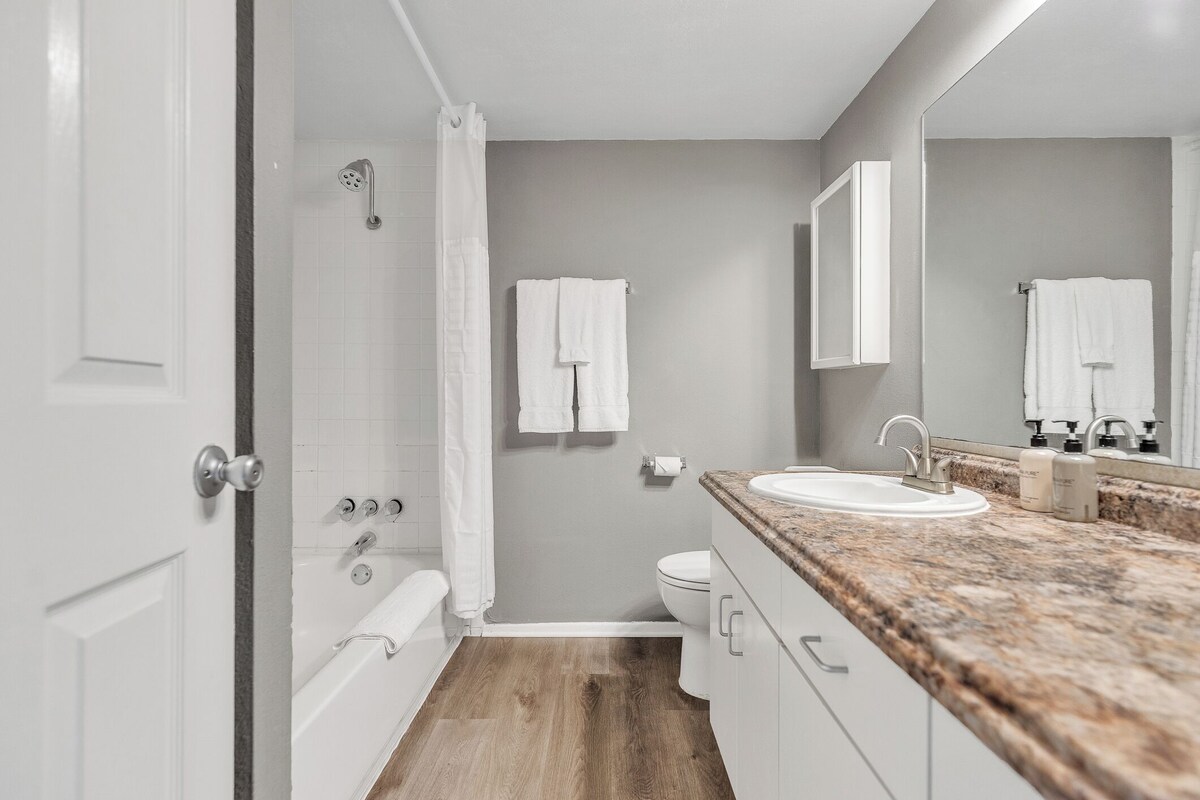 Photo 32 of Littlefield Lofts, hosted by Placemakr - 6th Street