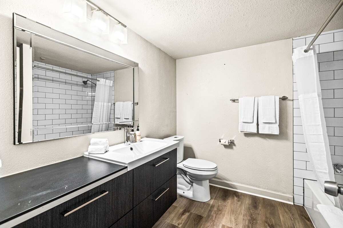 Photo 8 of Littlefield Lofts, hosted by Placemakr - 6th Street