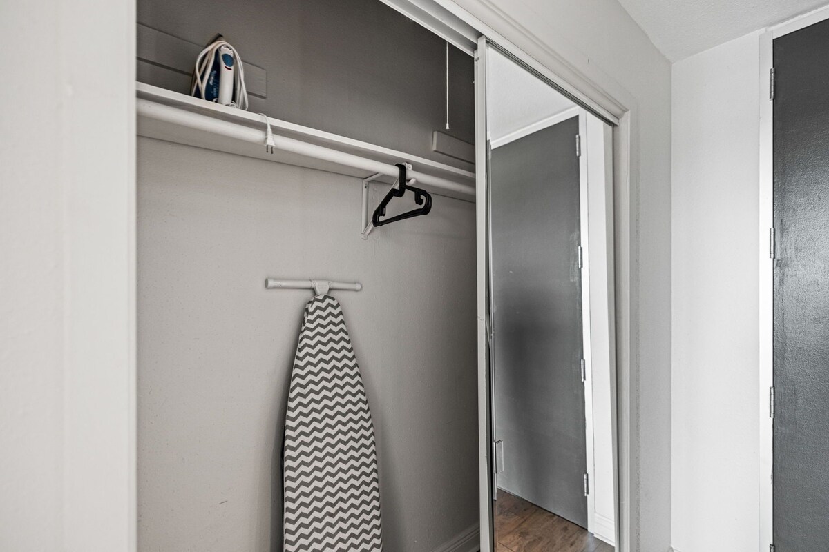 Photo 139 of Littlefield Lofts, hosted by Placemakr - 6th Street