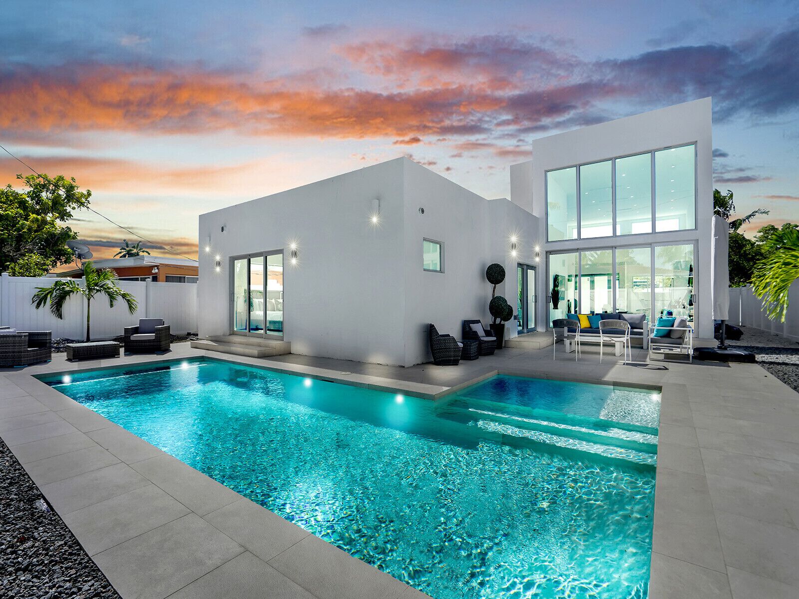 Welcome to Your Tranquil Oasis with Pool in North Bay Village: Your Ideal Vacation Haven Awaits!