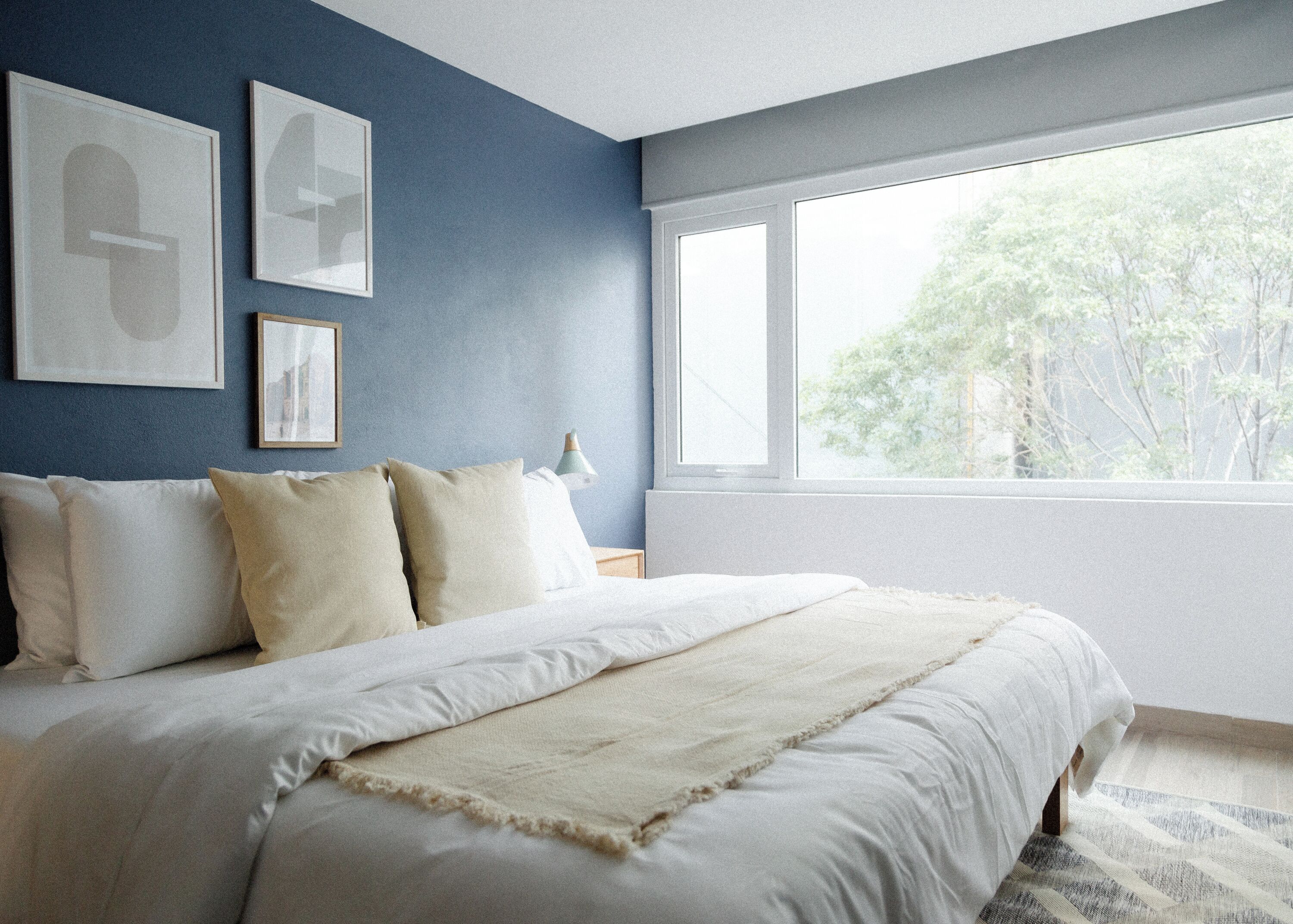 Deluxe Apartment | Desk, blackout curtains, iron/ironing board, free WiFi