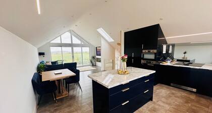 New 3 double bedroom modern luxury countryside home near Perranporth seaside