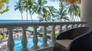 Double or Twin Room, Balcony, Beach View | Premium bedding, in-room safe, blackout curtains, soundproofing