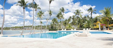 Plage privée, navette gratuite vers la plage, serviettes de plage