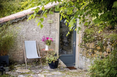 Cabane Charme et Insolite Piscine -  Séjour Nature à Deux -