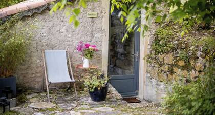 Cabane Charme et Insolite Piscine - Séjour Nature à Deux -
