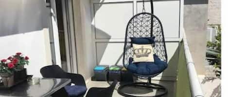 屋外ダイニングエリア