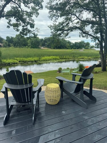 Amazing secluded canal front retreat with a beautiful Sunset. 