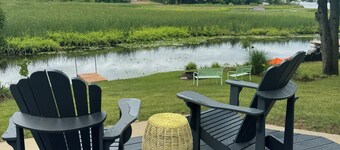 Amazing secluded canal front retreat with a beautiful Sunset. 