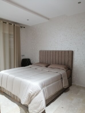 1 bedroom, WiFi, bed sheets - Atlantique 16 (BOUZNIKA)