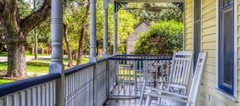 Steps away from the sweet LaGrange downtown square