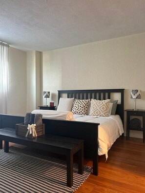 2 bedrooms, WiFi, bed sheets