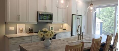 Lavavajillas y comedor