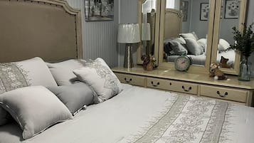 2 habitaciones, tabla de planchar con plancha y wifi gratis