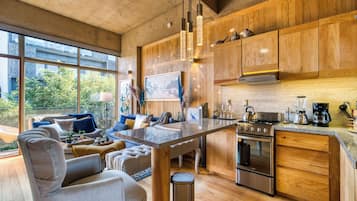 Grand Apartment | Living area | 32-inch Smart TV with digital channels