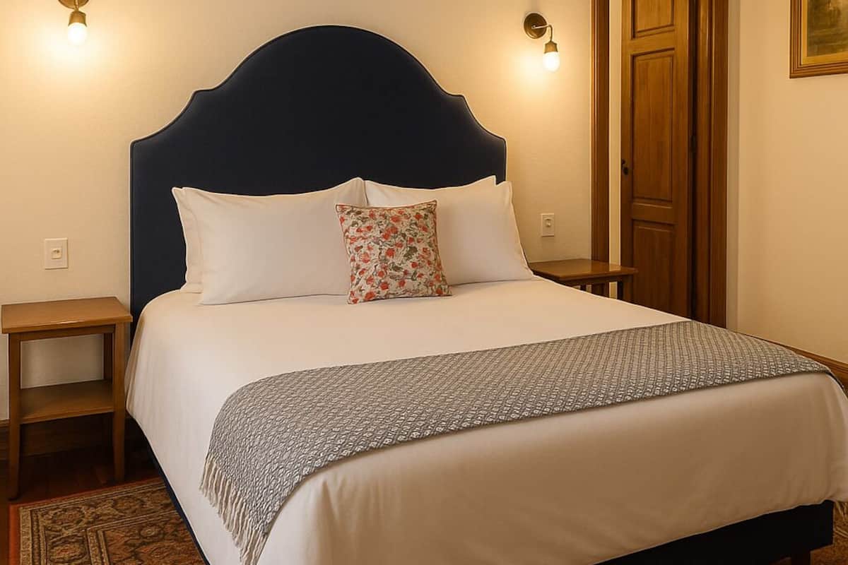 1 bedroom, premium bedding, down comforters, memory foam beds