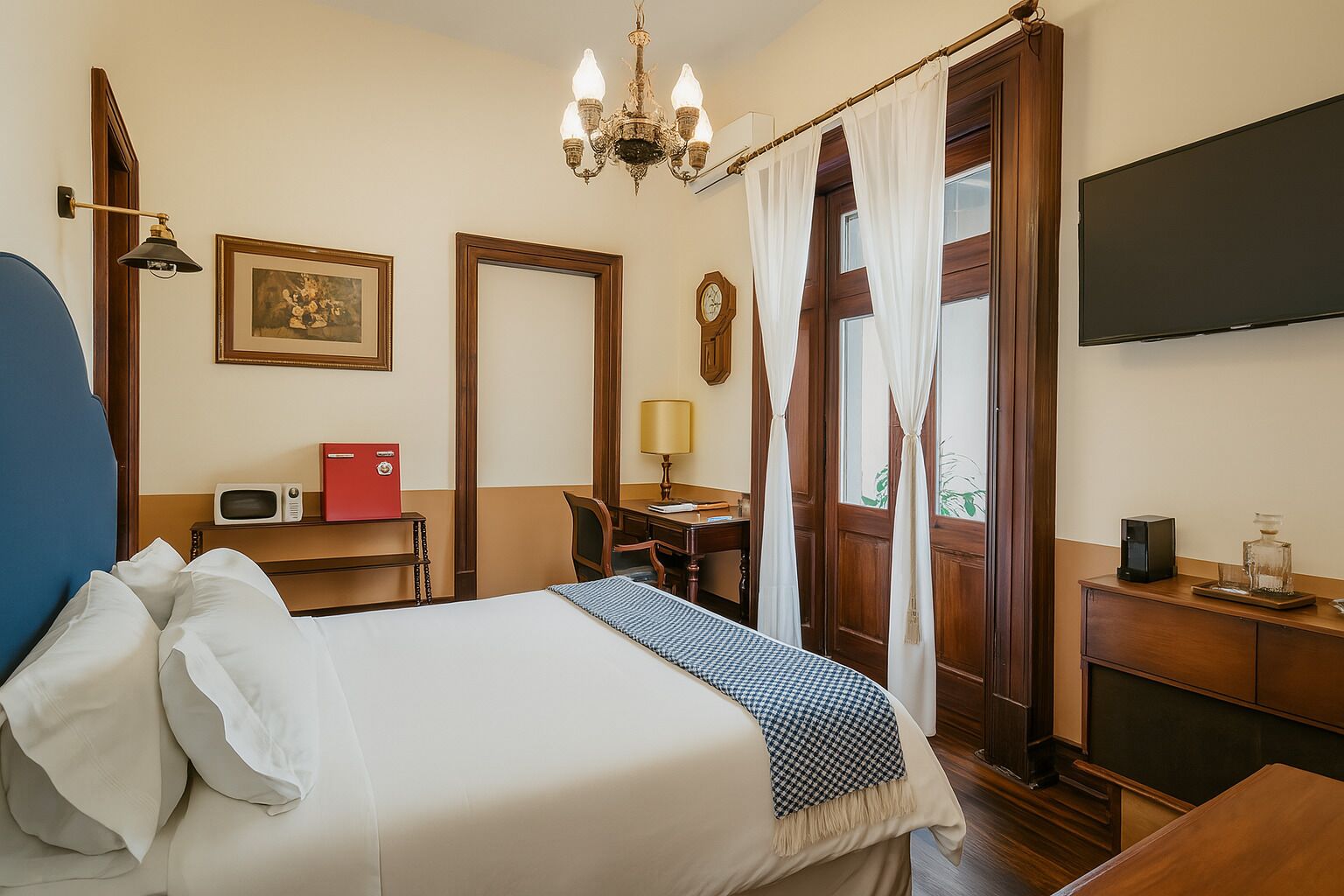 Premium bedding, down comforters, memory foam beds, in-room safe