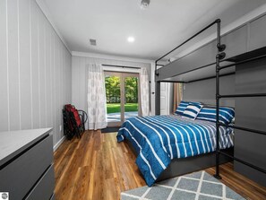 2 quartos, cofres nos quartos, Wi-Fi de cortesia, roupa de cama