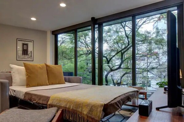 Basic Apartment | Living area | 42-inch flat-screen TV with digital channels - VERACRUZ 20 by Mr. W (Mexico City)