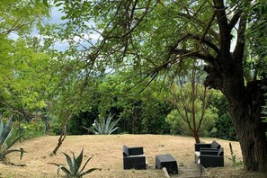 Property grounds - La Casa di Bernard  - with pool (San Gimignano)