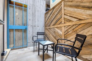 Basic Apartment | Teres/patio