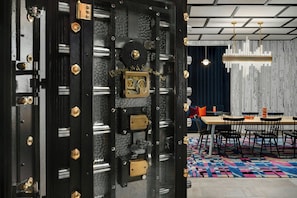 Restaurant - Aloft by Marriott Indianapolis Downtown (Indianapolis)