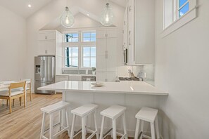 House (3 Bedrooms) | Interior - Off the Hook 111 FI (Port Aransas)