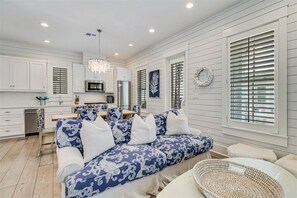Cottage (1 Bedroom) | Interior - All Day Long 230 RO A1 (Port Aransas)