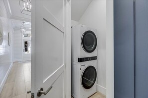 House (5 Bedrooms) | Interior - Sunnyside Up 209 LAK (Port Aransas)