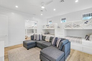 บ้านพัก (5 Bedrooms) | บริเวณภายนอก