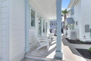 Cottage (2 Bedrooms) | Interior - Off the Clock 230 RO B2 (Port Aransas)