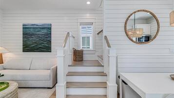 Cottage (2 Bedrooms) | Interior