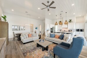 House (6 Bedrooms) | Exterior - The Great White 306 DAR (Port Aransas)