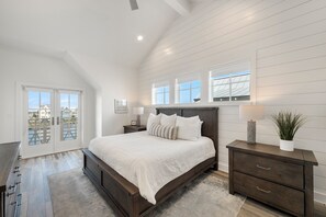 House (6 Bedrooms) | Exterior - The Great White 306 DAR (Port Aransas)
