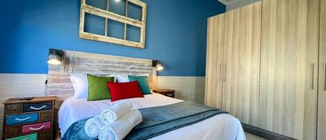 1 chambre, fer et planche à repasser, Wi-Fi, draps fournis