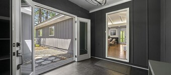 12-Acre Oasis: Picturesque Lakefront Sanctuary near ATL