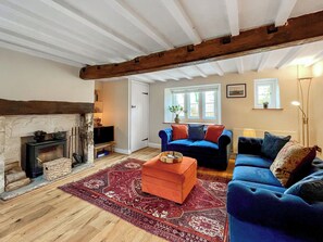 Fireplace - 2 bedroom accommodation in Broughton Gifford, near Melksham (Broughton Gifford, near Melksham)