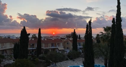 Regina Gardens 1, Venus Beach -6 min, Sunset Sea View, Gated Complex